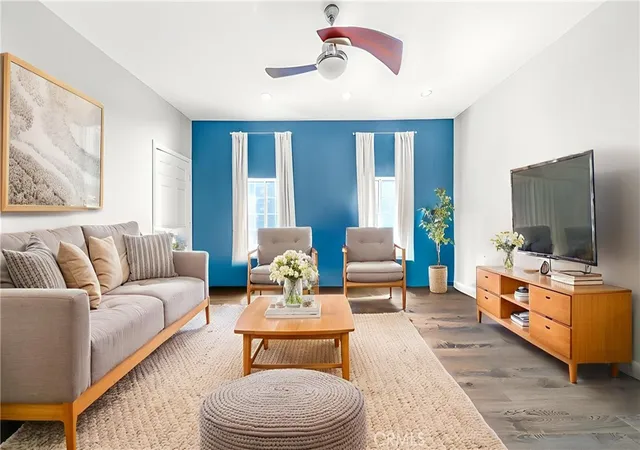 1st image of 217 Columbia Pl, Los Angeles, CA 90026 | MLS# SR26036983
