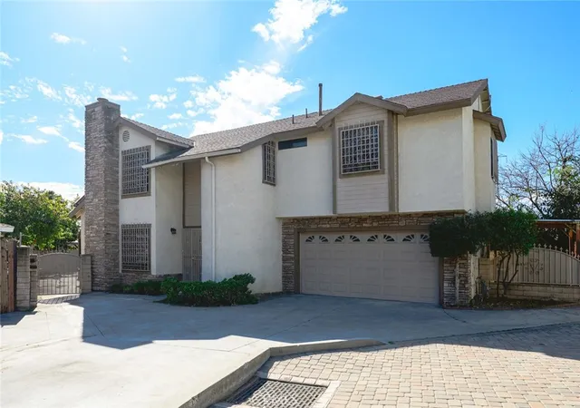 Photo 2 of Single family home for sale at 2555 Angelus Ave, Rosemead, CA 91770 | MLS# AR26037234 | Listing updated on 2026-10-03