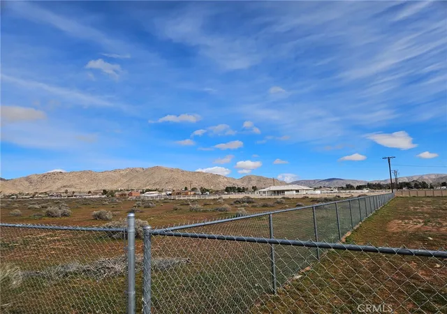 3rd image of 3 Candlewood, Apple Valley, CA 92307 | MLS# HD26037450