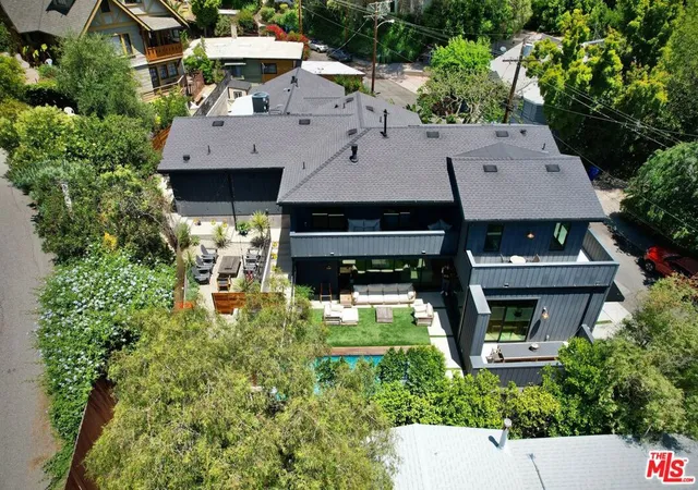 1st image of 1919 Pinehurst Rd, Los Angeles, CA 90068 | MLS# 26647201