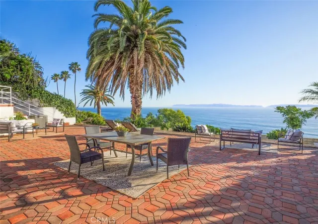 Homes for sale in San Pedro, CA | 2105 W Paseo Del Mar, San Pedro, CA 90732 | MLS# PV26031191
