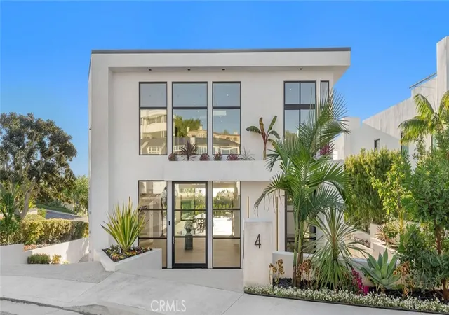 4th image of 4 Geneve, Newport Beach, CA 92660 | MLS# OC26036352