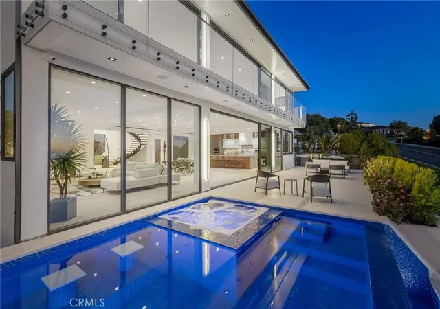 5th image of 4 Geneve, Newport Beach, CA 92660 | MLS# OC26036352