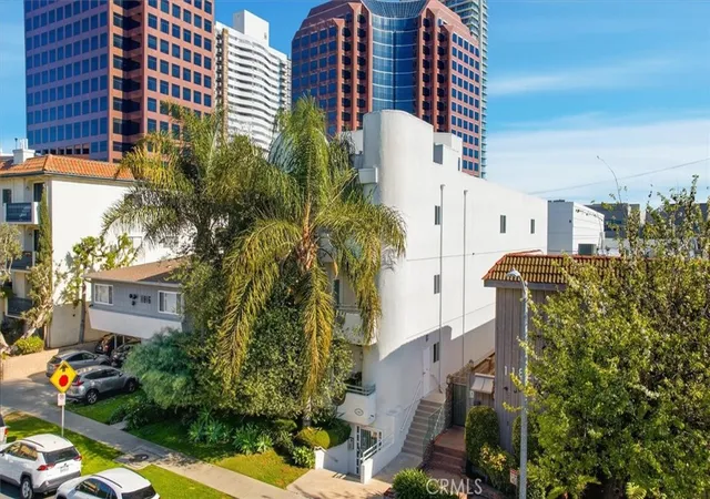 Homes for sale in Los Angeles, CA | 11822 Goshen Ave #303, Los Angeles, CA 90049 | MLS# SB26028240