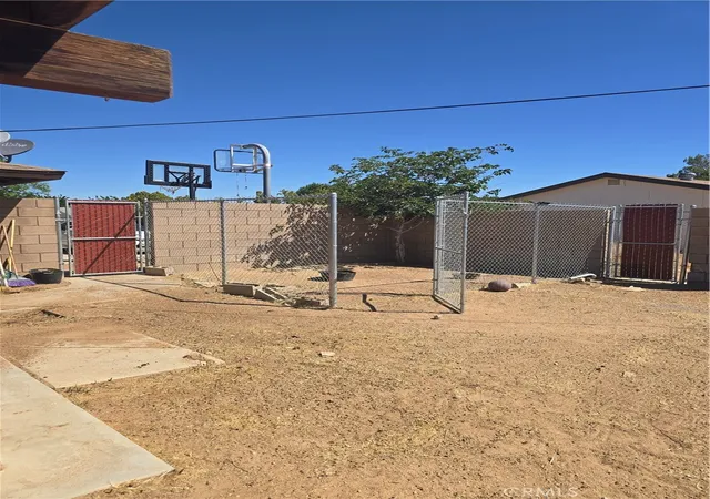 4th image of 15111 Cheyenne, Apple Valley, CA 92307 | MLS# CV26037548