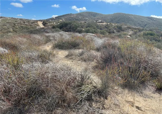 2nd image of 3 Esplendida Wy, Temecula, CA 92592 | MLS# SW26037797