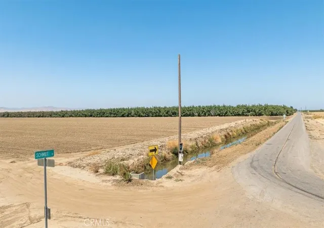 4th image of 0 Schmidt Road, Gustine, CA 95322 | MLS# MC26025131
