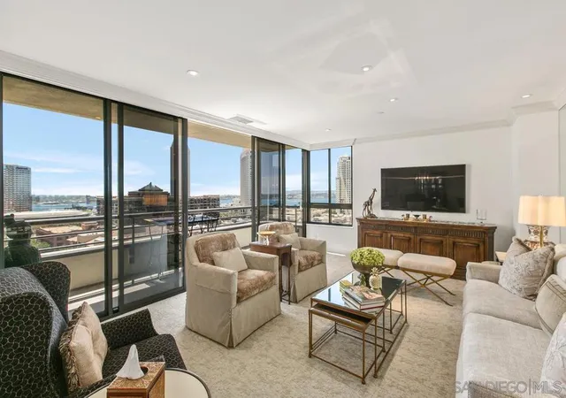 Photo 1 of Sale Pending at 700 Front St #1004, San Diego, CA 92101 | MLS# 260004047SD | Listing updated on 2026-09-02