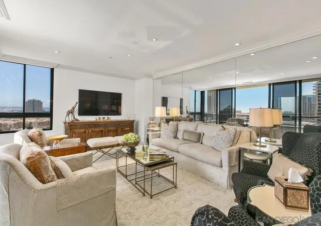 Photo 3 of Sale Pending at 700 Front St #1004, San Diego, CA 92101 | MLS# 260004047SD | Listing updated on 2026-09-02