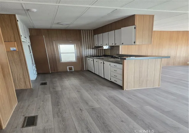 Photo 3 of Manufactured home for sale at 1700 State #56, Hemet, CA 92543 | MLS# CV26037922 | Listing updated on 2026-05-11