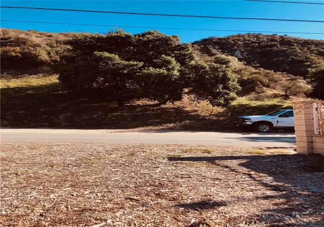 Photo 3 of Land for sale at 0 Lincoln Ave Lot77, Castaic, CA 91384 | MLS# SR26037968 | Listing updated on 2026-02-27