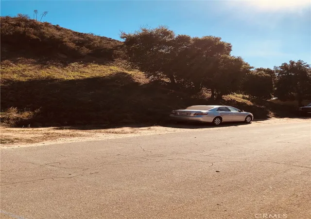 Photo 4 of Land for sale at 0 Lincoln Ave Lot77, Castaic, CA 91384 | MLS# SR26037968 | Listing updated on 2026-02-27