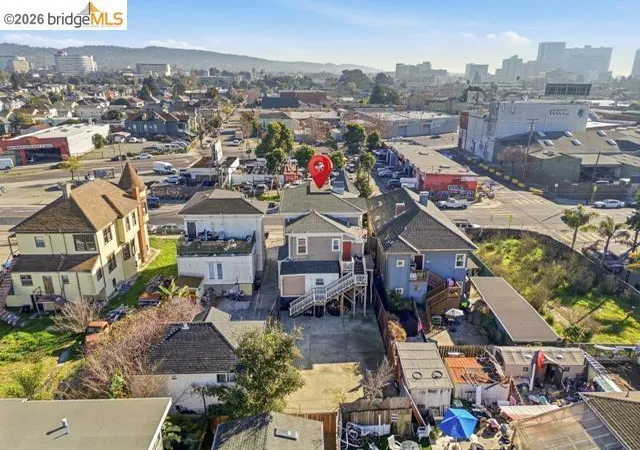 3rd image of 2817 Market St, Emeryville, CA 94608 | MLS# 41124594