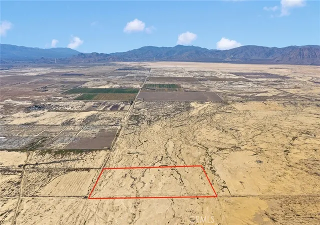 Photo 1 of Land for sale at 0 Fairlane Rd, Lucerne Valley, CA 92356 | MLS# HD26038099 | Listing updated on 2026-09-30