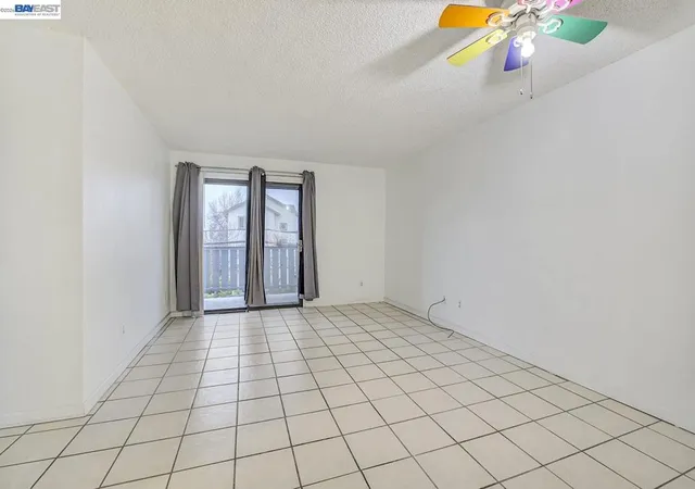 3rd image of 29300 29300 Dixon St #207, Hayward, CA 94544 | MLS# 41124610