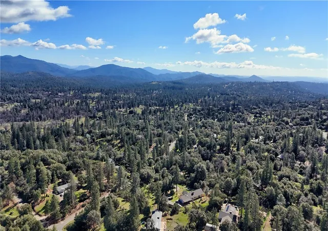 Homes for sale in Mariposa, CA | 5840 Evergreen, Mariposa, CA 95338 | MLS# MP26037024