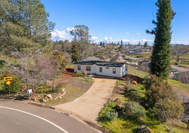 Homes for sale in Paradise, CA | 333 Circlewood Dr, Paradise, CA 95969 | MLS# ML82035679