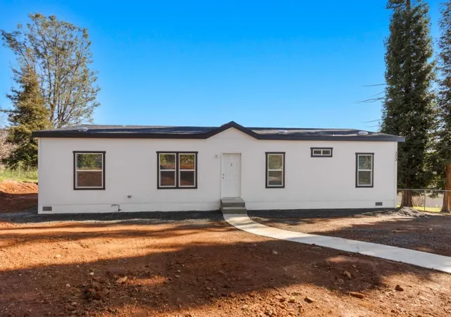 Homes for sale in Paradise, CA | 333 Circlewood Dr, Paradise, CA 95969 | MLS# ML82035679
