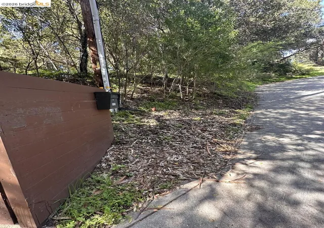 Photo 3 of Land for sale at 0 Frye St, Oakland, CA 94602 | MLS# 41124644 | Listing updated on 2026-05-16