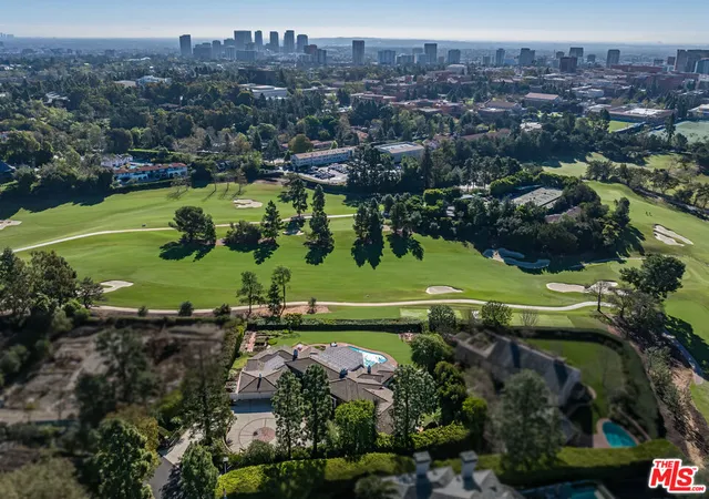 3rd image of 551 Perugia Wy, Los Angeles, CA 90077 | MLS# 26651881