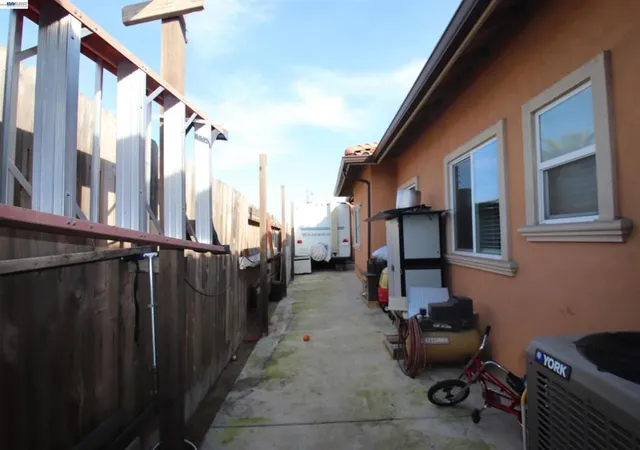 5th image of 2511 S Laurel, Stockton, CA 95206 | MLS# 41124682