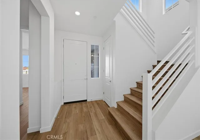 Photo 2 of Sale Pending at 4805 Arroyo Run, Moorpark, CA 93021 | MLS# IV26038544 | Listing updated on 2026-06-25