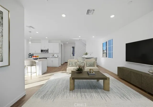 Photo 4 of Sale Pending at 4805 Arroyo Run, Moorpark, CA 93021 | MLS# IV26038544 | Listing updated on 2026-06-25