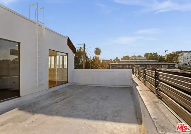 Homes for sale in Santa Monica, CA | 2951 Lincoln Blvd, Santa Monica, CA 90405 | MLS# 26654395