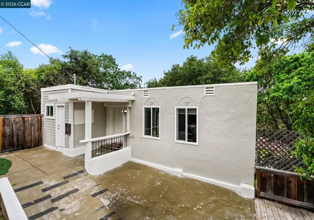 1st image of 2220 2220 S Crest Ave, Martinez, CA 94553 | MLS# 41124710
