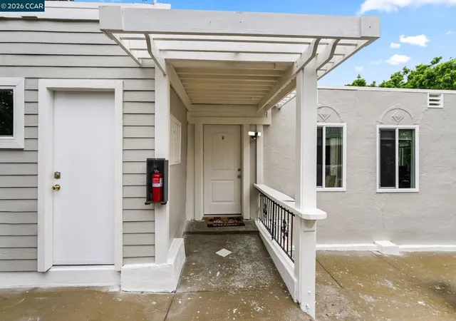 2nd image of 2220 2220 S Crest Ave, Martinez, CA 94553 | MLS# 41124710