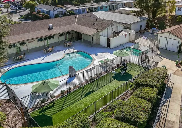 Photo 3 of Manufactured home for sale at 1120 E Mission Rd #79, Fallbrook, CA 92028 | MLS# SW26037309 | Listing updated on 2026-10-08