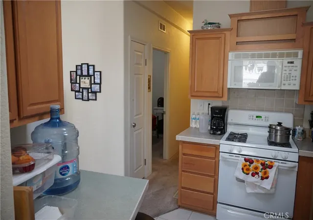 4th image of 2550 Pacific Coast #111, Torrance, CA 90505 | MLS# SB26038704