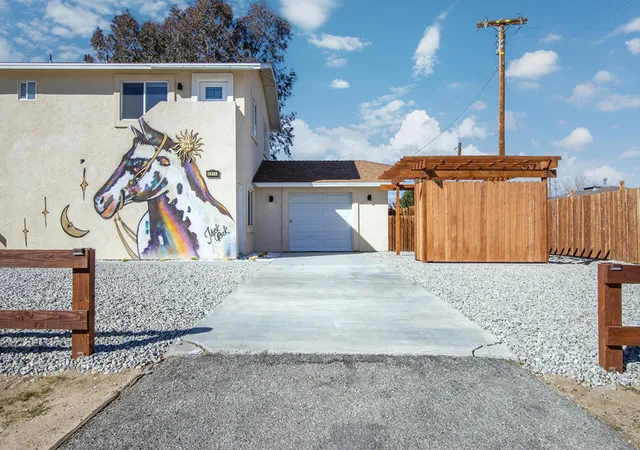 3rd image of 61786 Desert Air Rd, Joshua Tree, CA 92252 | MLS# 219143584PS