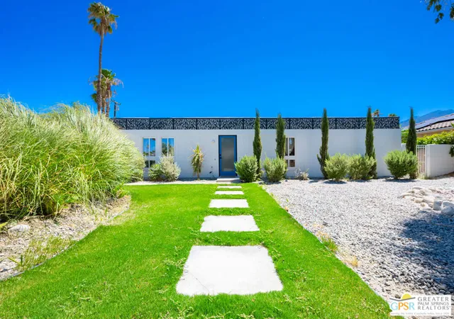 Homes for sale in Palm Springs, CA | 2405 E Francis Dr, Palm Springs, CA 92262 | MLS# 26654563PS