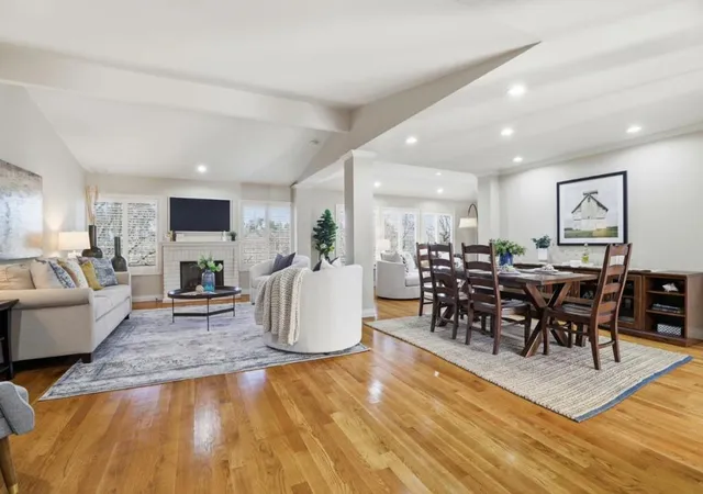 3rd image of 7351 Via Laguna, San Jose, CA 95135 | MLS# ML82035799