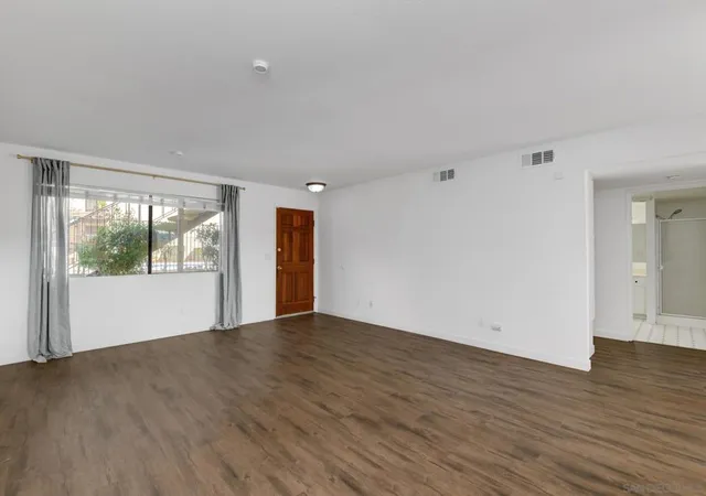 Listing Photo 5 - Condo for sale in building located at 625 S Fig St, Escondido, CA 92025 - Unit #10