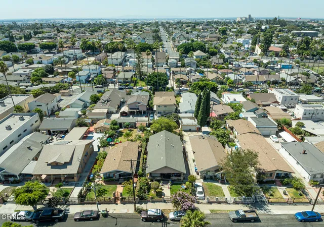 5th image of 2966 2966-68 E 2Nd St, Los Angeles, CA 90033 | MLS# P1-25954