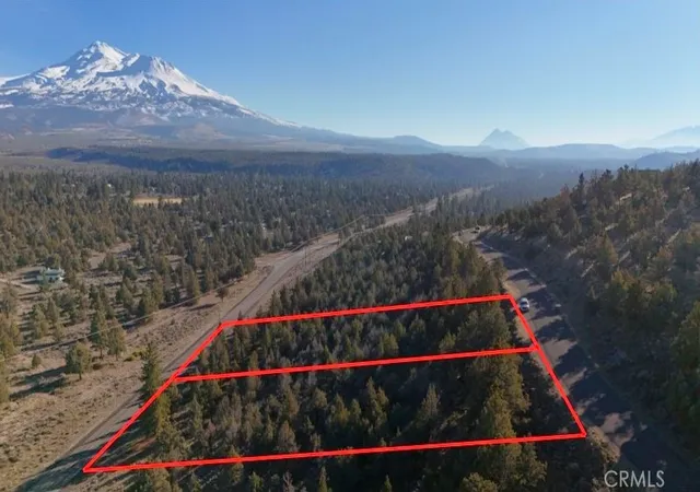 10th image of 44 43 Dwinell Dr, Weed, CA 96094 | MLS# SN26019385