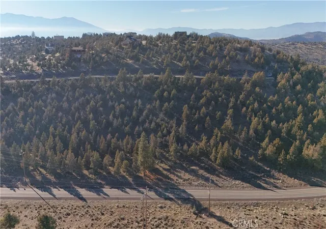 3rd image of 44 43 Dwinell Dr, Weed, CA 96094 | MLS# SN26019385