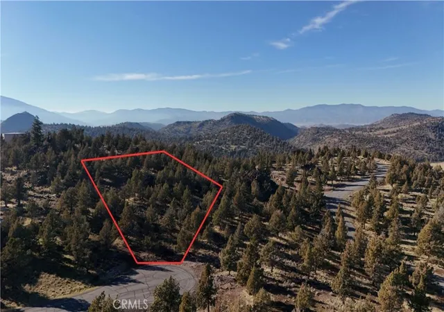 18th image of 25 Quail Ridge, Weed, CA 96094 | MLS# SN26019355