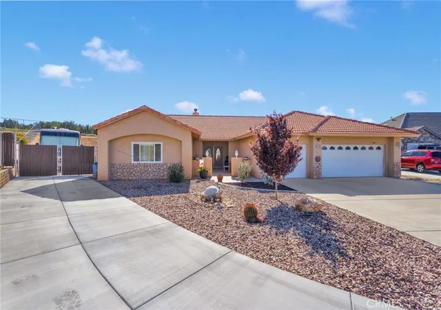 Homes for sale in Hesperia, CA | 7153 Century Ave, Hesperia, CA 92345 | MLS# HD26039384