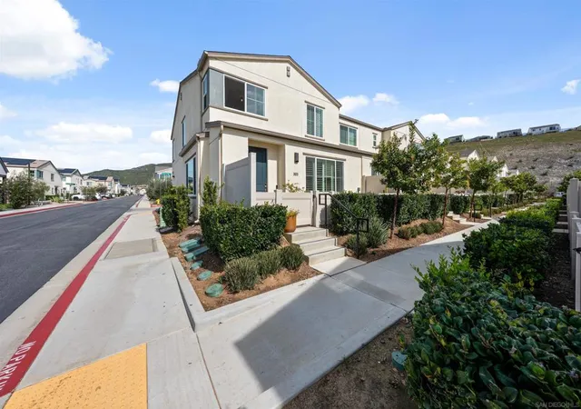 5th image of 303 Citrine Trails, Fallbrook, CA 92028 | MLS# 260004224SD