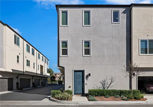 3rd image of 5494 Seacliff Pl #55, San Diego, CA 92154 | MLS# SW26038955