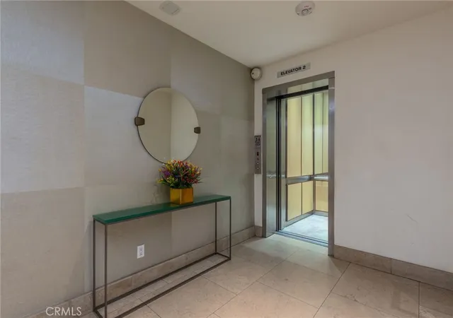 Homes for sale in Los Angeles, CA | 1440 Veteran Ave, Los Angeles, CA 90024