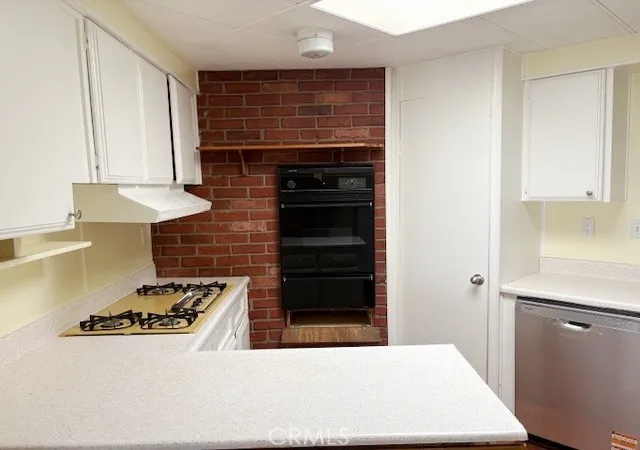 Photo 3 of Manufactured home for sale at 14851 Jeffrey Rd #326, Irvine, CA 92618 | MLS# OC26038898 | Listing updated on 2026-10-07
