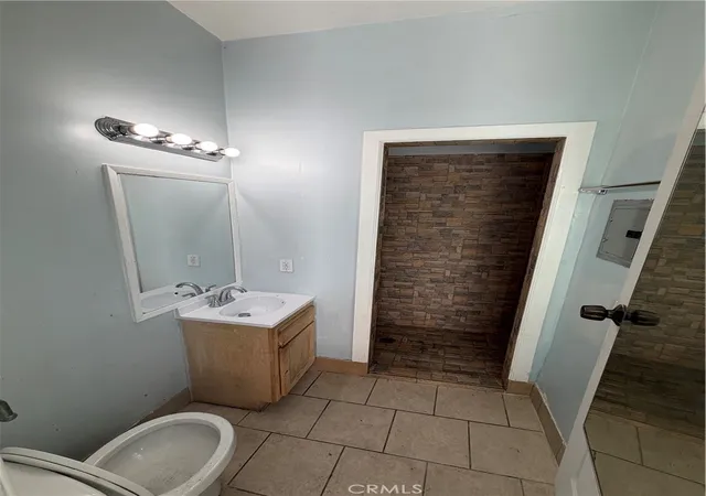 5th image of 7815 S Western, Los Angeles, CA 90047 | MLS# SR26039308