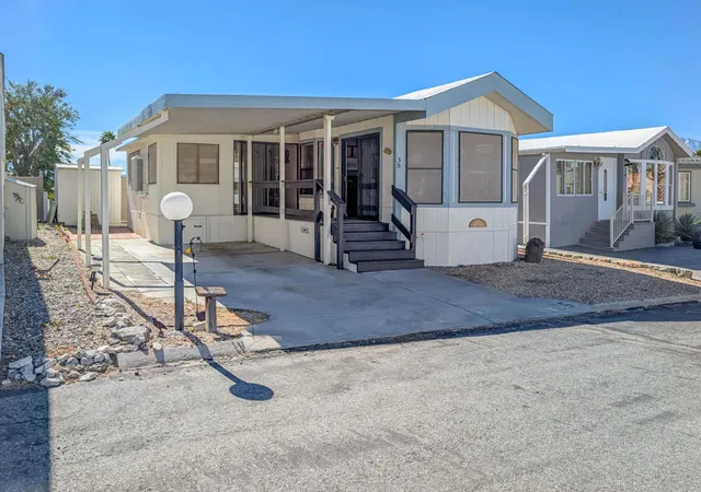 Photo 3 of Manufactured home for sale at 70200 Dillon Rd #35, Desert Hot Springs, CA 92241 | MLS# 219143647DA | Listing updated on 2026-05-26