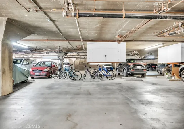 21st image of 445 Ivy #204, Glendale, CA 91204 | MLS# GD26035578
