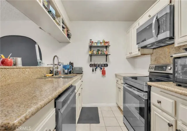 4th image of 445 Ivy #204, Glendale, CA 91204 | MLS# GD26035578