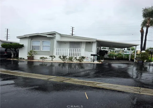 Homes for sale in Gardena, CA | 17700 Western Ave #1, Gardena, CA 90248 | MLS# IV26039689